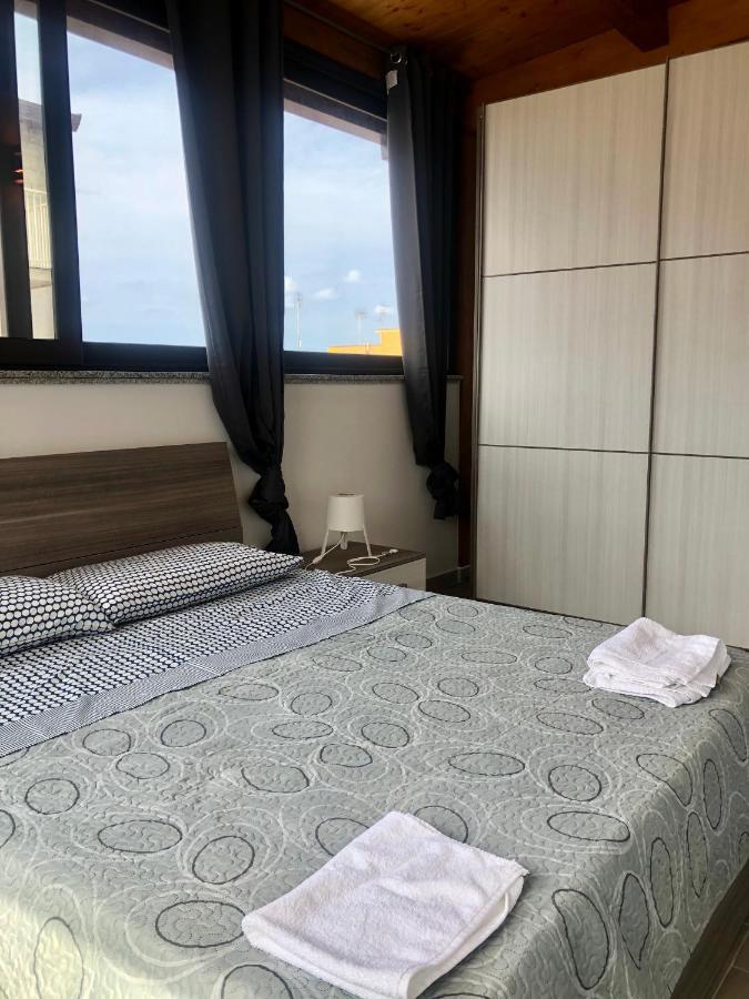 Il Girasole Apartment Torre Forte Bagian luar foto